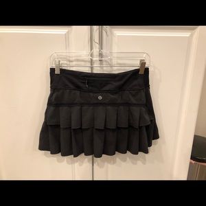 Lululemon Pace Setter Skirt Solid Black Size 4